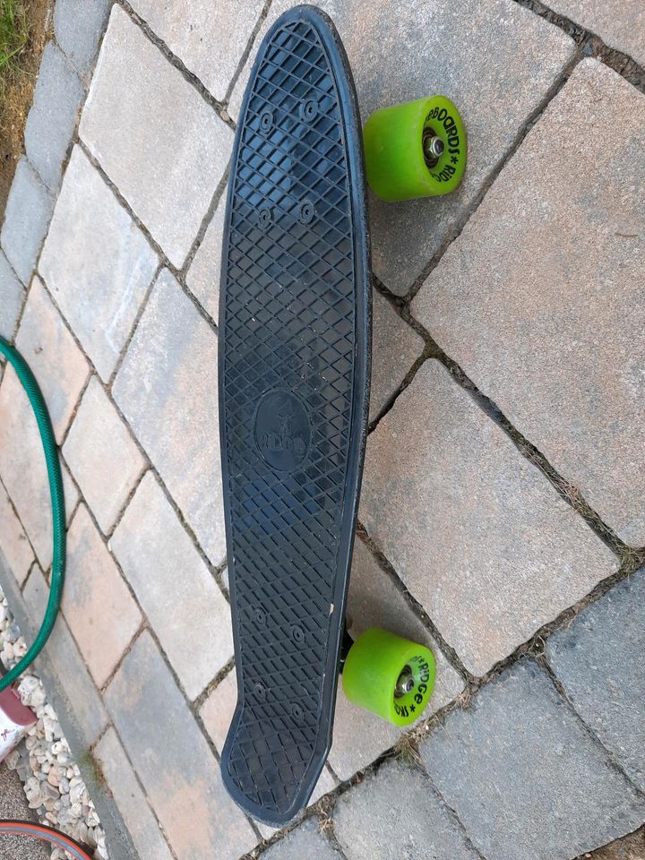 Pennyboard Skateboard in Lohfelden