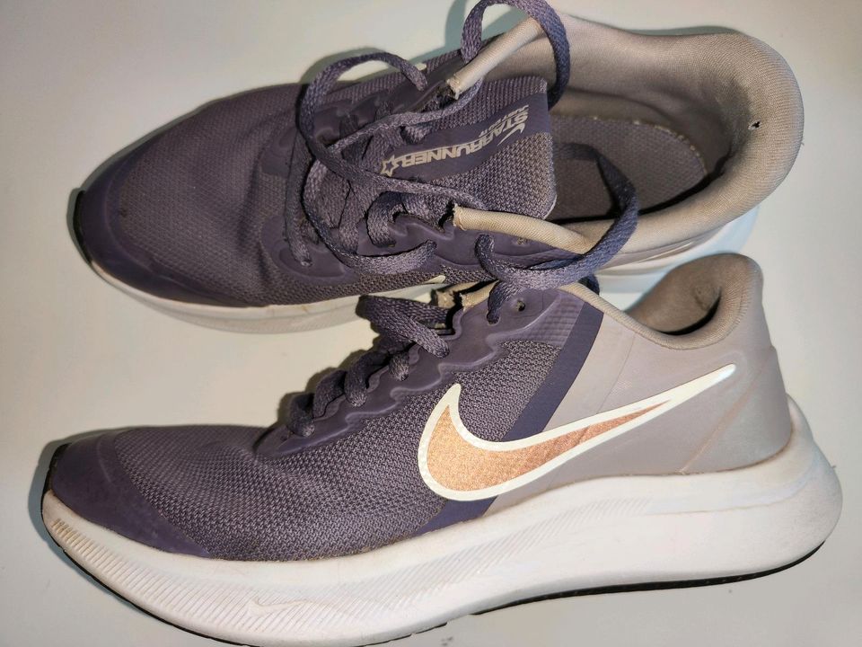 Nike Sneaker Gr. 36 in Detmold