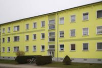 Zögern Sie nicht: Renovierungsbedürftige 3-Zi.-ETW mit Balkon in Boddennähe Nordvorpommern - Landkreis - Barth Vorschau