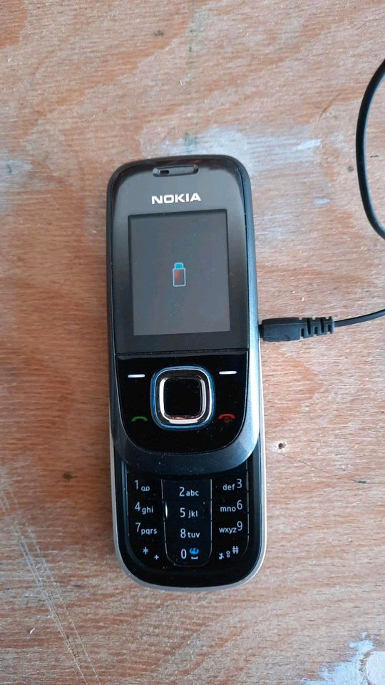 Nokia Schiebehandy Retro in Detern