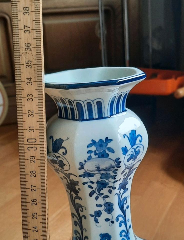 Antike Vase Villeroy und Boch,  Delft in Langenburg