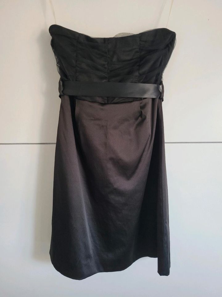 BodyFlirt Schwarzes Kleid Damen in Staufenberg