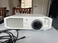 Panasonic LCD projector (Full HD) (w/ spare bulb) Kr. München - Hohenschäftlarn Vorschau