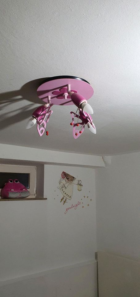 Nachttisch Kinderzimmer +Geschenke Lampen in Bad Wildungen