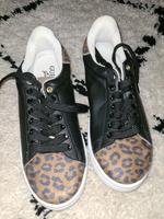 Schuhe Sneaker Gr 38 GUESS Bayern - Germering Vorschau