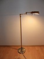 Gut erhaltene Stehlampe/ Leselampe dimmbar ca. 100 cm hoch Niedersachsen - Wunstorf Vorschau