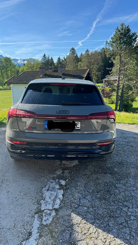 Audi Q8 e-Tron S-Line55 / Leasingübernahme / noch 29 Monate in Bischofswiesen