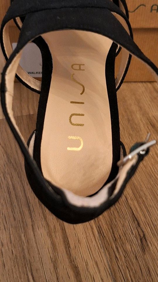Damenschuhe Sandale Marke Unisa in Wiesbaden