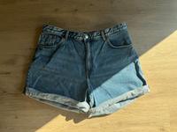 Monki high Waist Shorts Jeans Top Zustand W34 blau Hamburg-Nord - Hamburg Alsterdorf  Vorschau