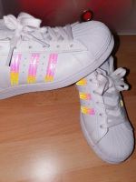 Adidas Originals Sneaker Schuhe Regenbogen neu 38,5 Nordrhein-Westfalen - Lemgo Vorschau