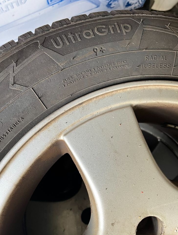 Winterreifen Goodyear Ultra Grip 9 195/65R 15 91 T in Hessen - Rodgau |  Reifen & Felgen | eBay Kleinanzeigen ist jetzt Kleinanzeigen