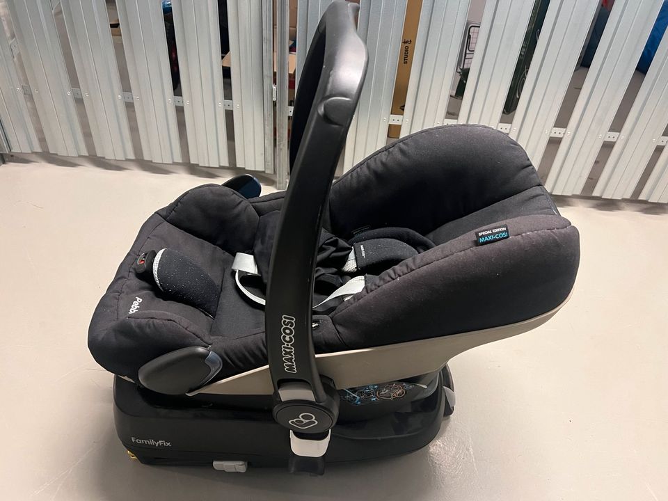 Maxi-Cosi mit Isofix in Berlin