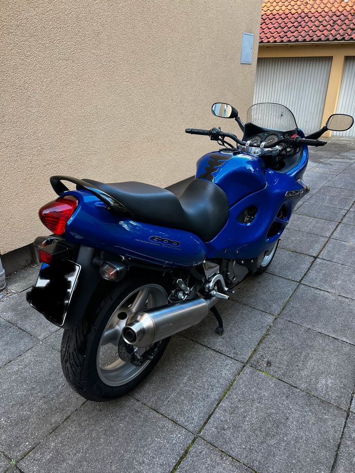 Suzuki GSX 600 F AJ in Bielefeld