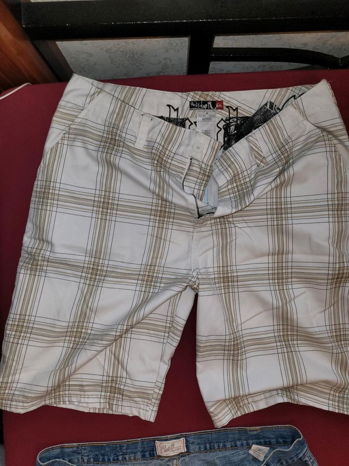 13 kurze Hosen Shorts XL/XXL 34 36 Hollister Jack Jones Scotch in Rengsdorf