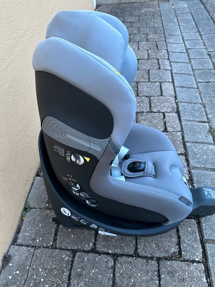Kindersitz Reboarder Basis Cybex Sirona S i-Size grey Grau 360° in Barbing