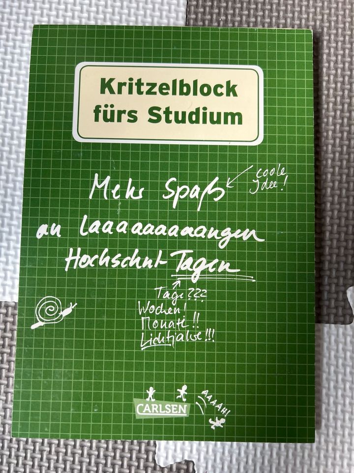 Kritzelblock Studium in Hamburg