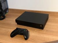 Xbox One X 1 TB mit 5 Spielen Saarbrücken - Saarbrücken-Mitte Vorschau