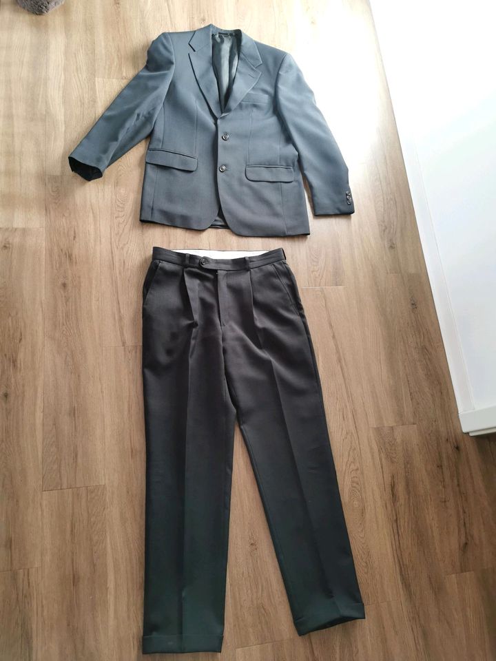 Anzug Herren gr. 48 , M Anzug Hose und jacket Blazer schwarz in Großdubrau