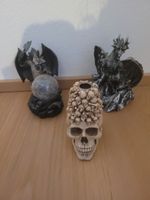 Totenkopf und Drachen Figuren Bayern - Baar-Ebenhausen Vorschau