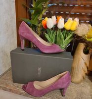 Leder Pumps von Madeleine in lila Sachsen-Anhalt - Halle Vorschau