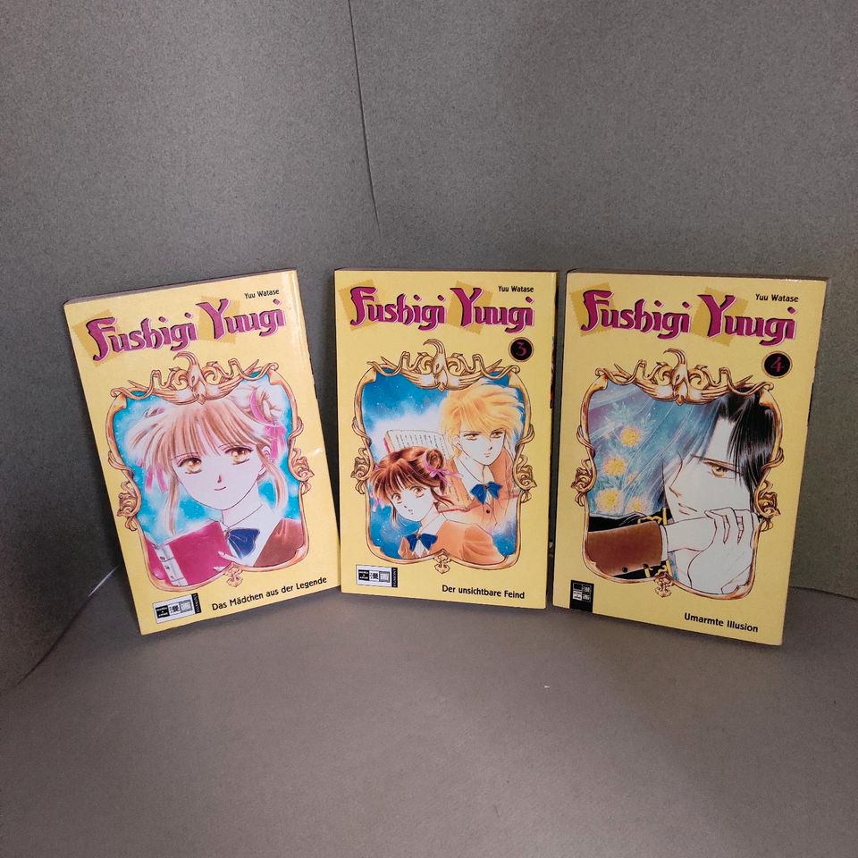 Manga Fudhigi Yuugi Band 1, 3 und 4 in Offenbach