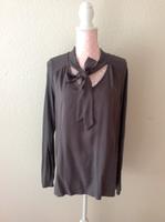Cecil Damen Bluse Shirt klassisch mit Cut Out & Schluppe grau 42 Nordrhein-Westfalen - Oberhausen Vorschau
