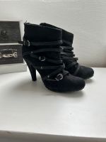 Gr 37 high Heel schwarz Stiefelette mit Schnallen Nordrhein-Westfalen - Neuenrade Vorschau