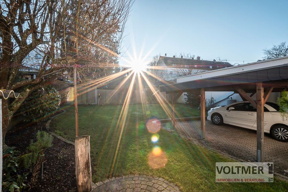 DUE - gepflegtes Zweifamilienhaus mit Doppelcarport und Garten in Neunkirchen! in Neunkirchen