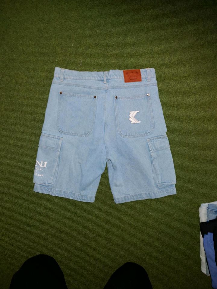 KARL KANI JEANS SHORTS, Größe M, Skater, Sommer, Hiphop in Wildeshausen