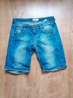 Jeans Short Tom Tailor Gr 28 mit Nieten Baden-Württemberg - Karlsruhe Vorschau