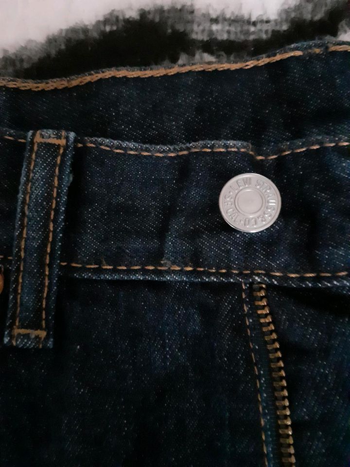 Levi's 505 Jeans Gr. W 34 / L 30 - 29 & Blau TOP wie NEU ! in Merzig