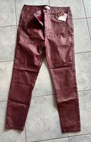 Kunstlederhose + Strech + Weinrot + Neu + m. Etikett + Gr. 46 Hessen - Kassel Vorschau