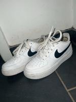 Nike Air Force 1 für Damen in 36,5 Duisburg - Rheinhausen Vorschau