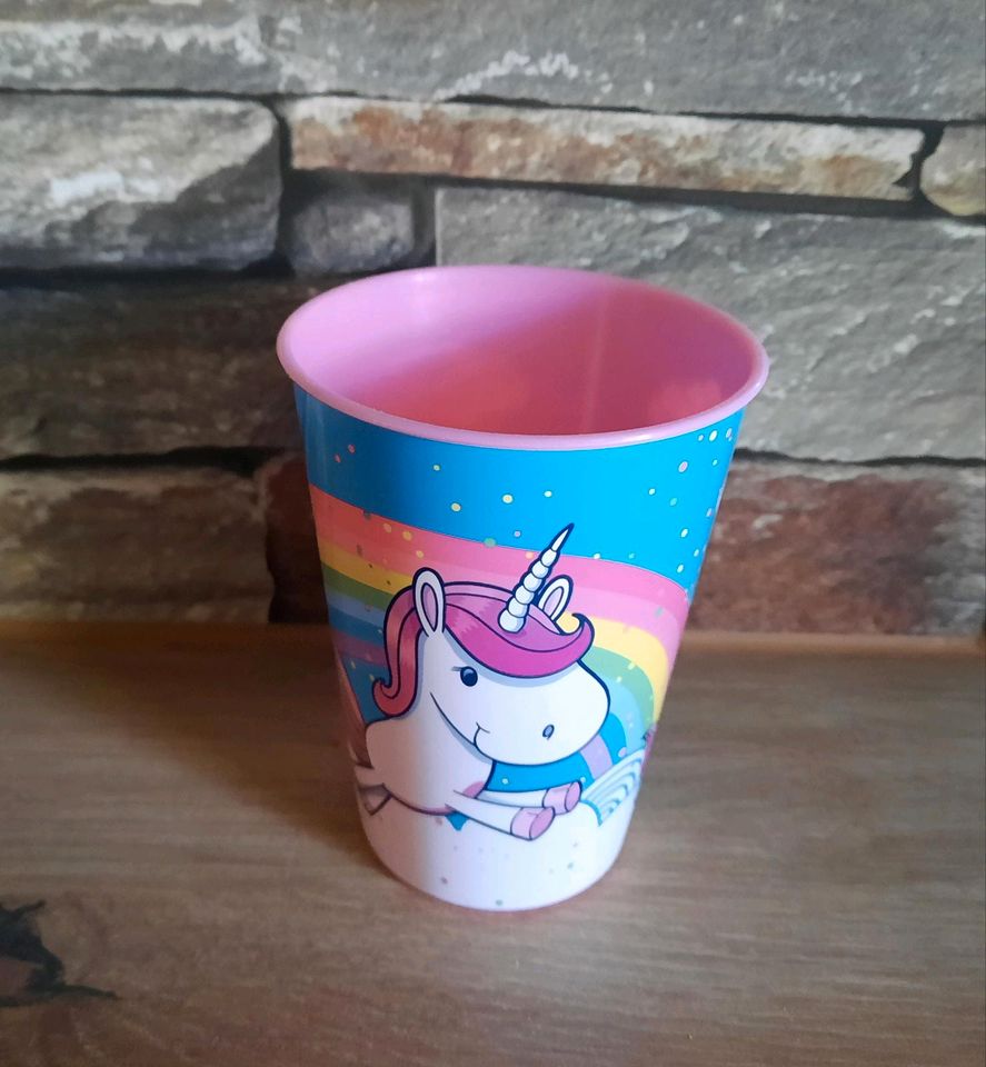 Einhorn-Becher Regenbogen NEU 0,50€ in Uehlfeld