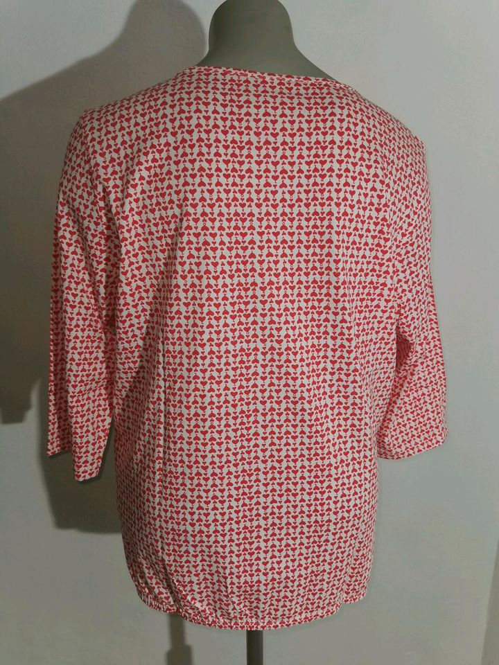 Shirt Gr 54 Ecru mit roten Herzen Baumwolle Neu in Buchenberg