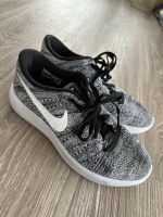 Nike Sneaker Sportschuhe Lunarlon Schwarz weiß Gr. 38 Baden-Württemberg - Schwäbisch Hall Vorschau