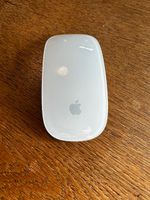 Apple Magic Mouse 1. Generation, guter Zustand Niedersachsen - Celle Vorschau