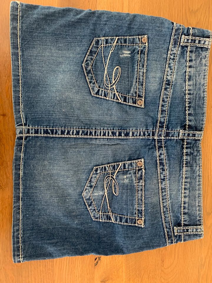 EDC Esprit cooler Jeansrock in Minilänge blau Gr. 36 in Rodgau