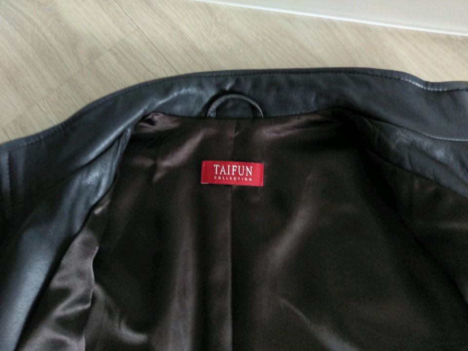 Braune Leder Jacke von Taifun Gr. 38 / 40 in Halberstadt