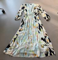 COMMA Maxikleid Kleid Lang gemustert Chiffon Gr. 38 Lange Ärmel Bayern - Olching Vorschau
