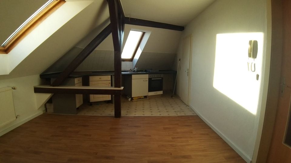 Schöne Dachgeschosswohnung mit Balkon in Wiesenburg/Mark