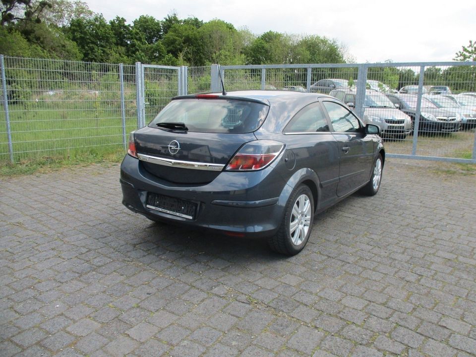 Opel Astra H GTC Innovation"110 Jahre" in Herzberg am Harz