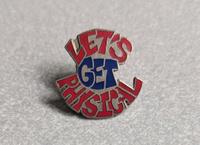 Retro Anstecker Pin  Let's get physical Sammlerpin Rarität selten München - Bogenhausen Vorschau