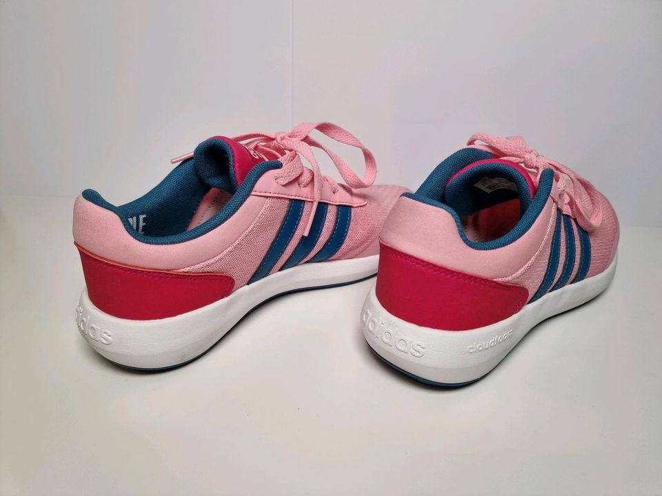 Adidas Kinderschuhe Gr. 35 1/2 in Bamberg