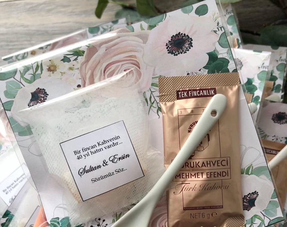 Selbstklebende Zellophan Tüten  für Geschenke & Gastgeschenke in Butzbach