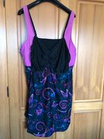 Tankini  Bpc bonprix  Gr. 52/54  schwarz bunt Niedersachsen - Holzminden Vorschau