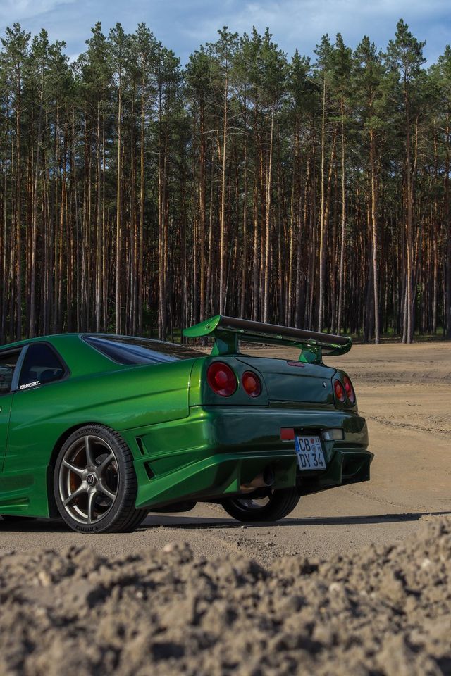 Nissan Skyline R34 mieten in Cottbus