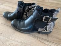 Stiefeletten Gr. 38 schwarz weiß Sachsen - Neugersdorf Vorschau