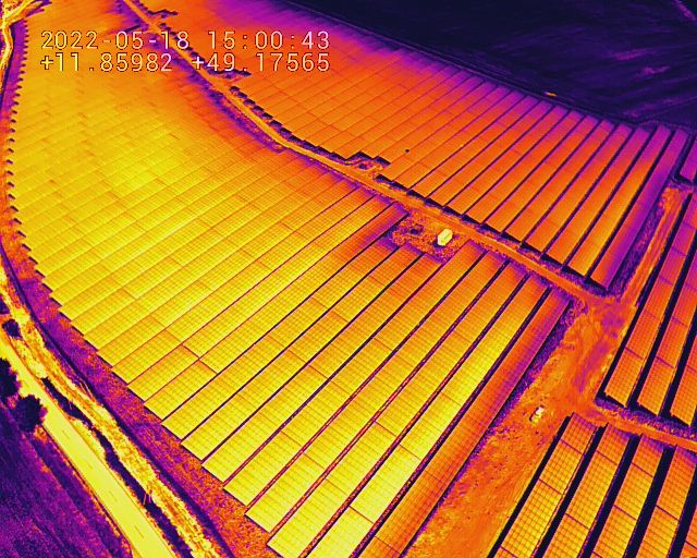 Photovoltaik Leistung maximieren | Fehler finden | mit Drohnen in Püchersreuth