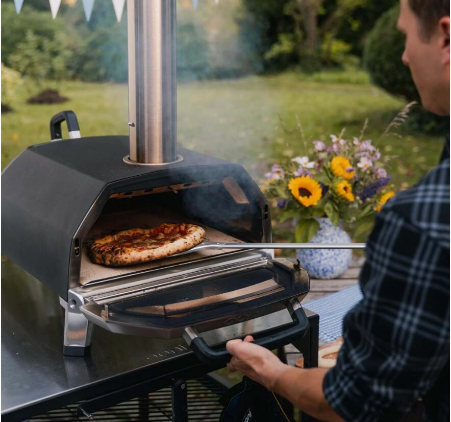 Ooni Karu 16 Multi-Brennstoff Pizzaofen in Gladbeck